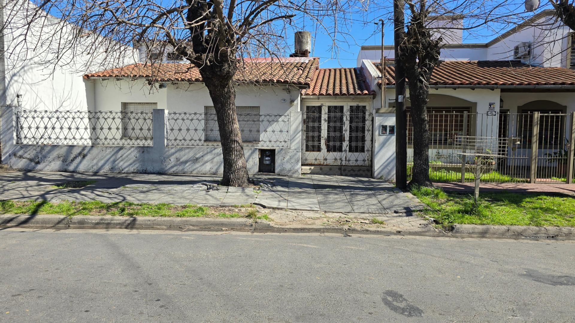 Casa venta inversor Villa Tesei Hurlingham apta credito