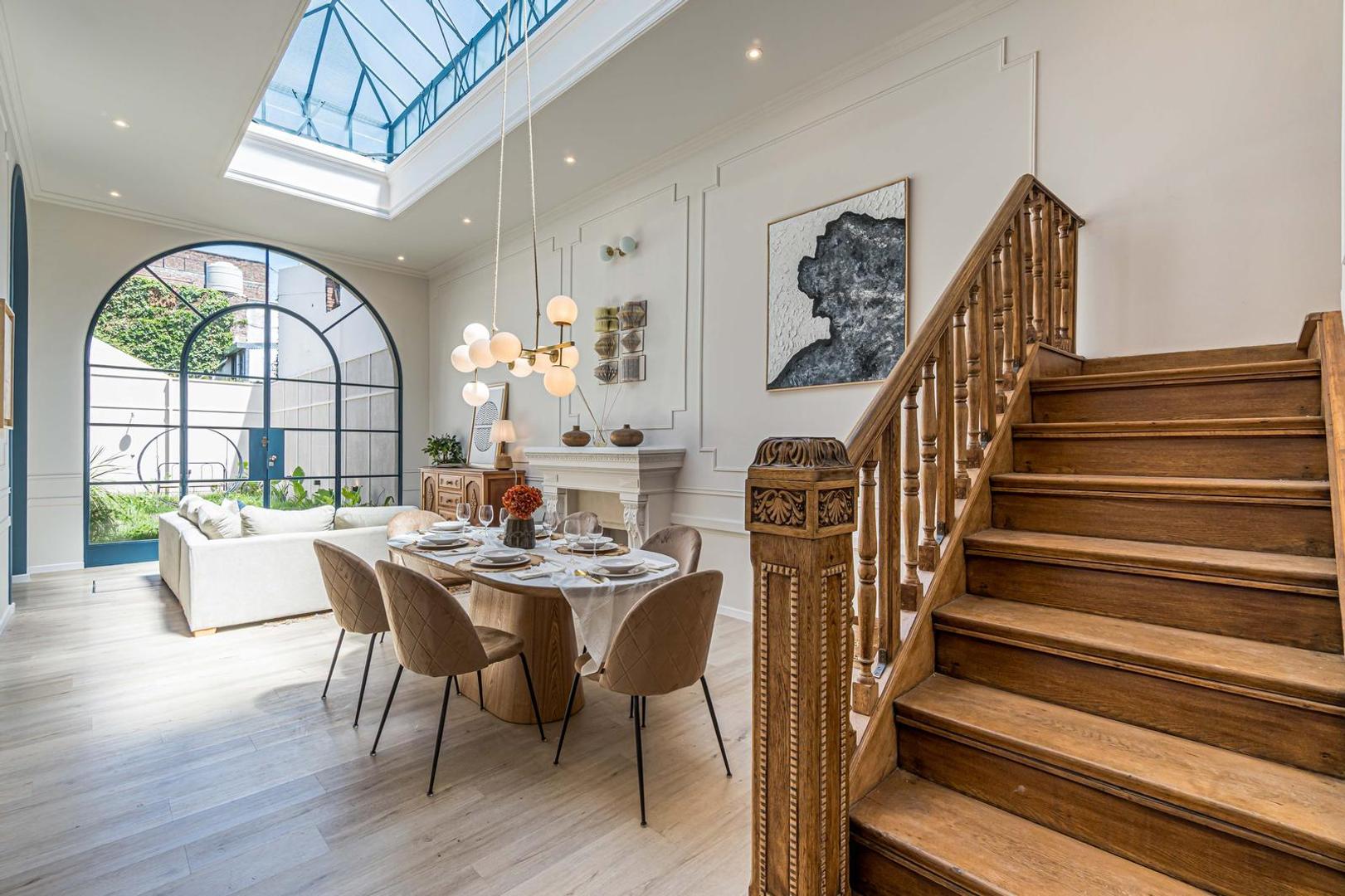 VENTA - Casa de 4 dormitorios, patio, pileta y cochera - Abasto, Rosario.