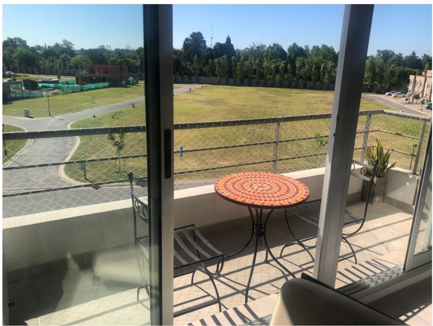 Departamento en Alquiler en Lagoon Pilar, USD 750