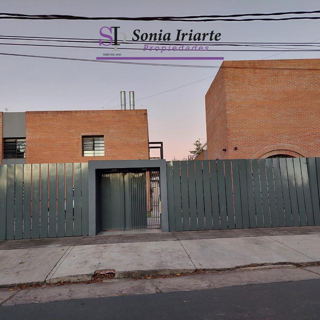 Departamento  de 2 ambientes con cochera - Venta Castelar
