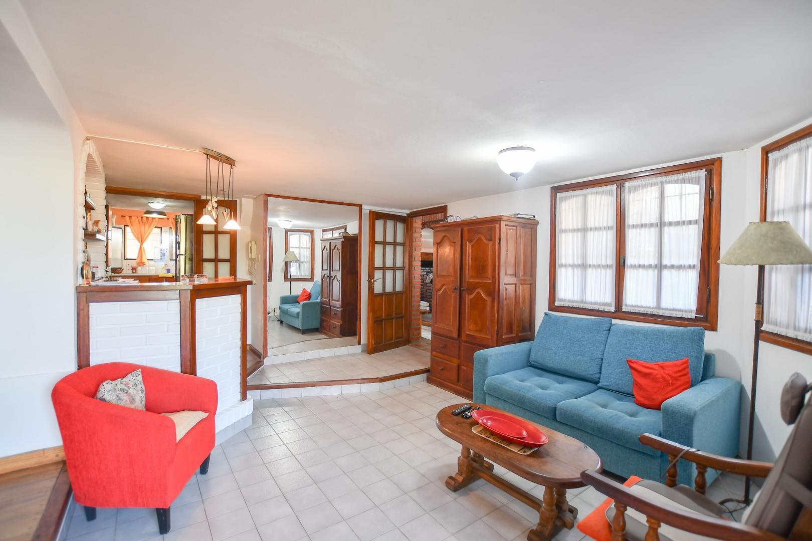 Venta de Casa 5 DORMITORIOS, Punta Lara