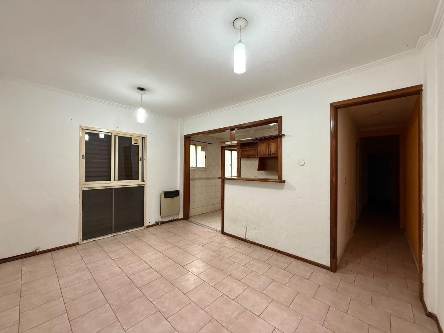Departamento 3 ambientes con 1 baño