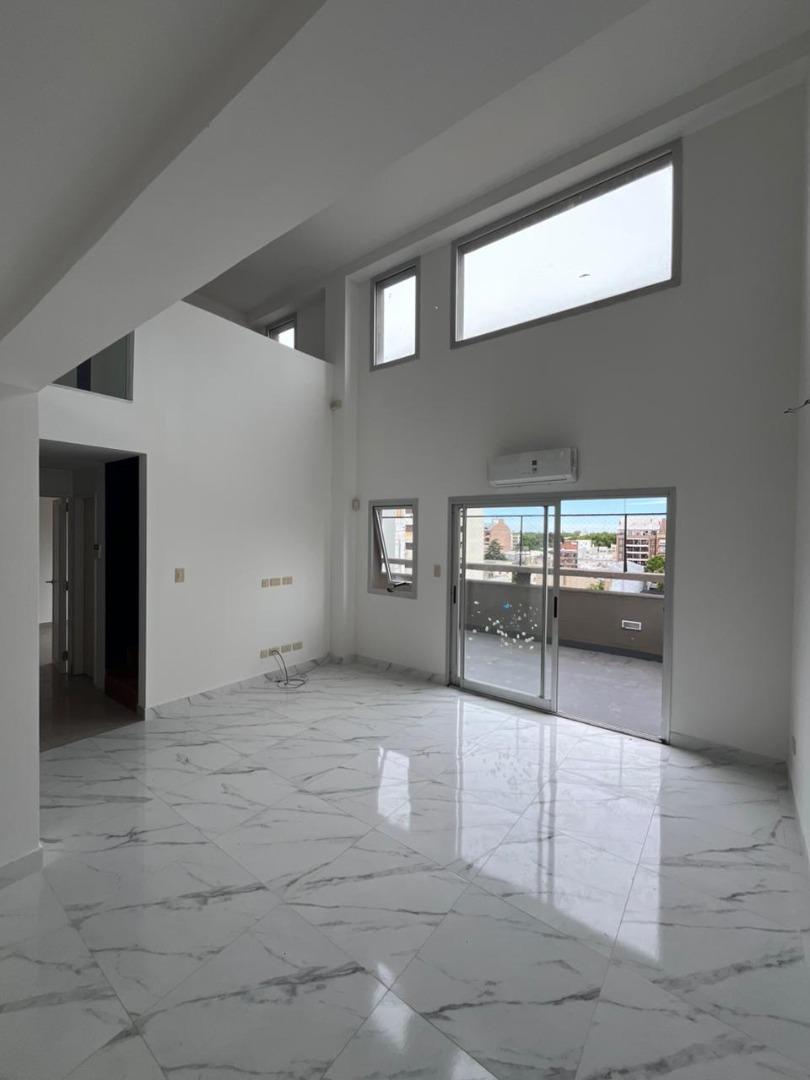 Departamento en Venta con 2 cocheras