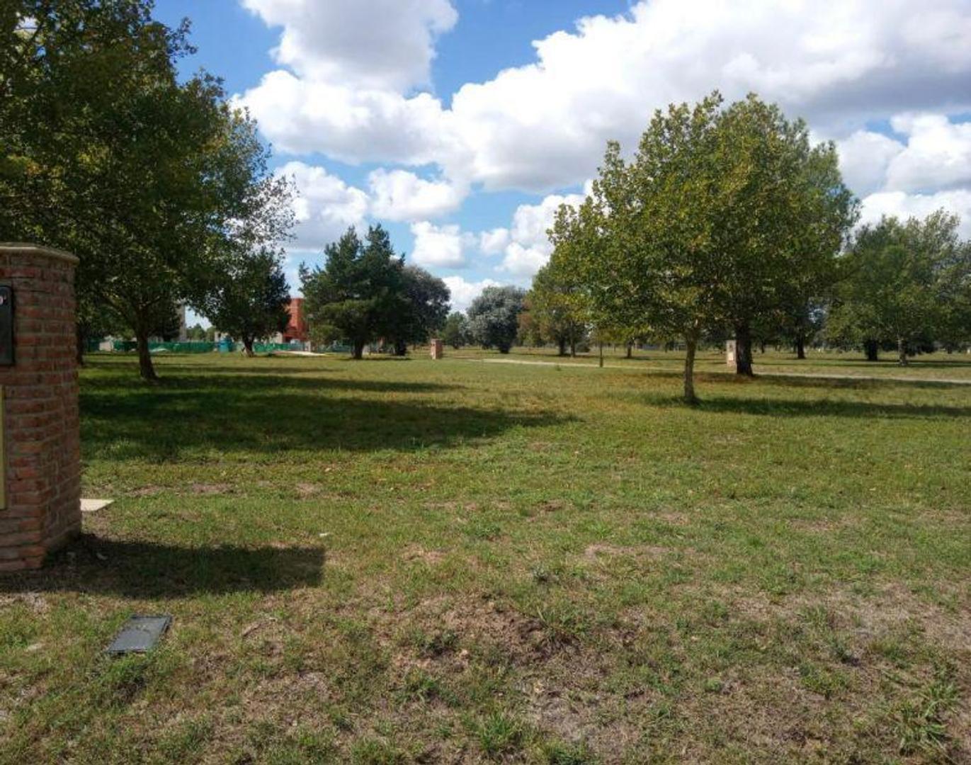 Oportunidad Hermoso Lote Interno En Barrio Cerrado Mirabosques