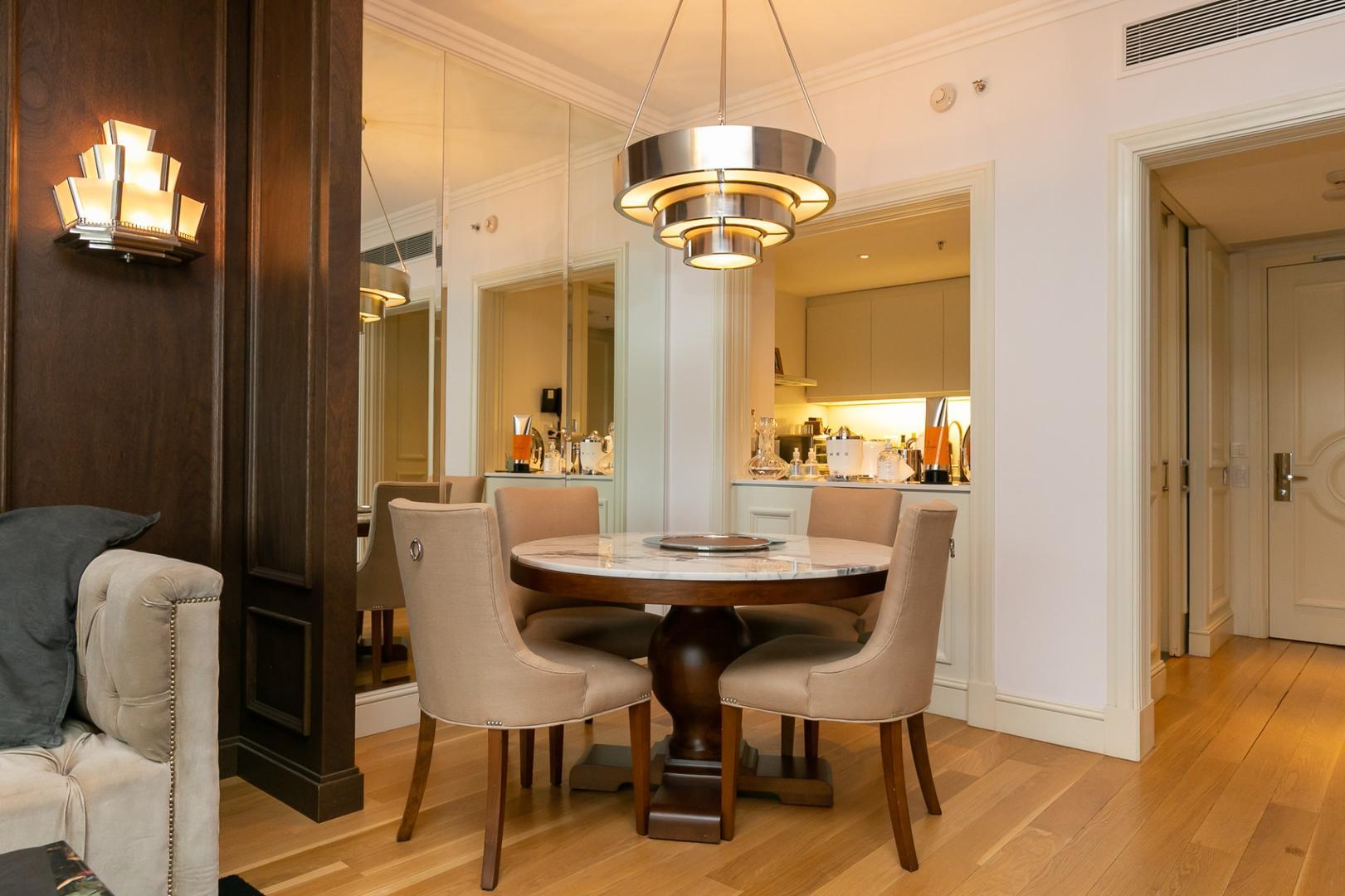 Departamento en Alquiler con 1 cocheras