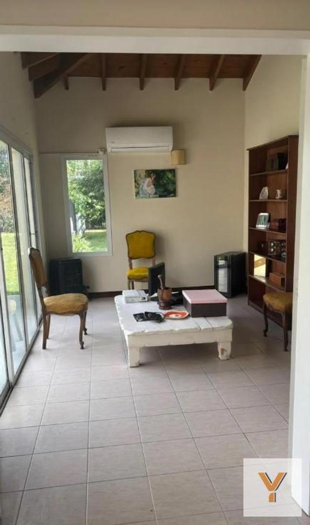 Casa en venta - 5 Dormitorios 5 Baños - Exaltación de la Cruz