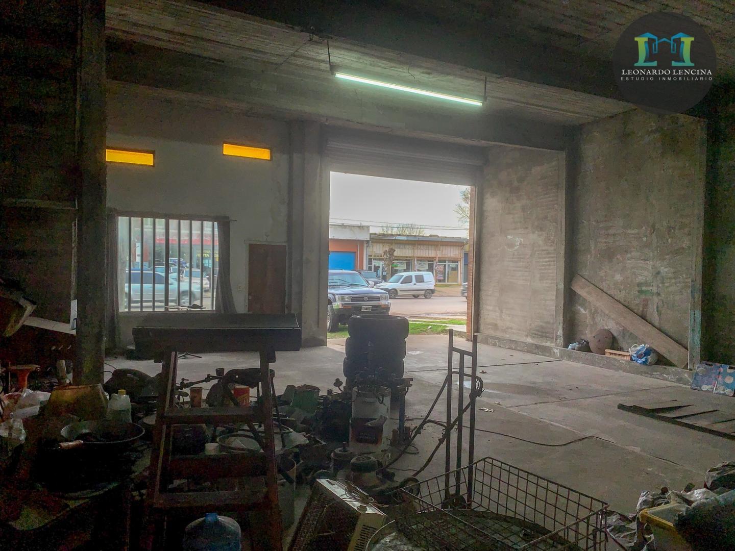 VENTA LOTE CON GALPÓN