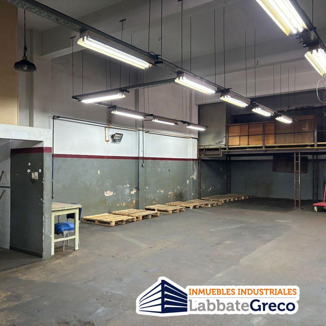 Galpon en Venta 10  mts Frente