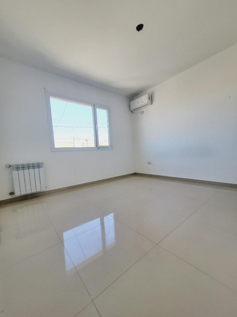 Depto Tipo Casa en Venta 4 años