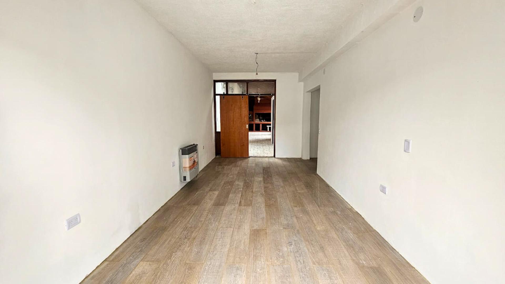 Casa 3 ambientes con 2 baños