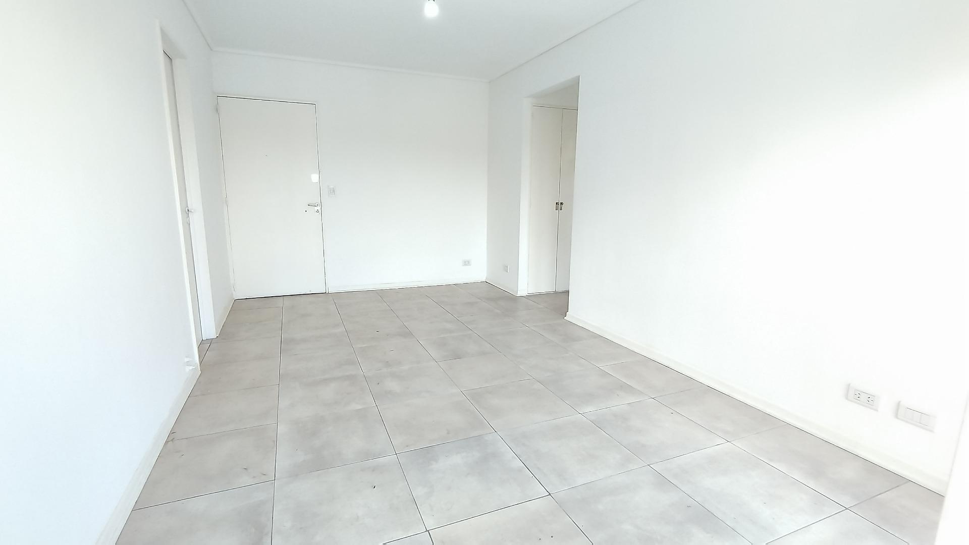 Departamento en Venta en Villa del Parque, USD 89.000