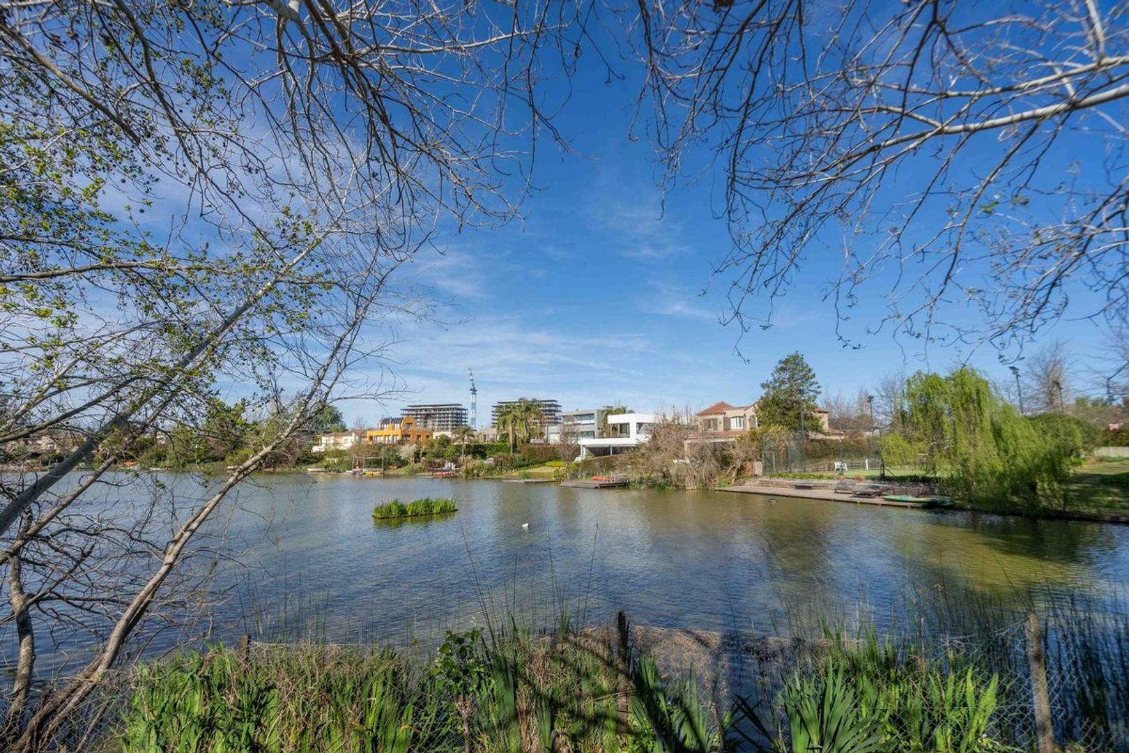 Casa en Alquiler al Noreste