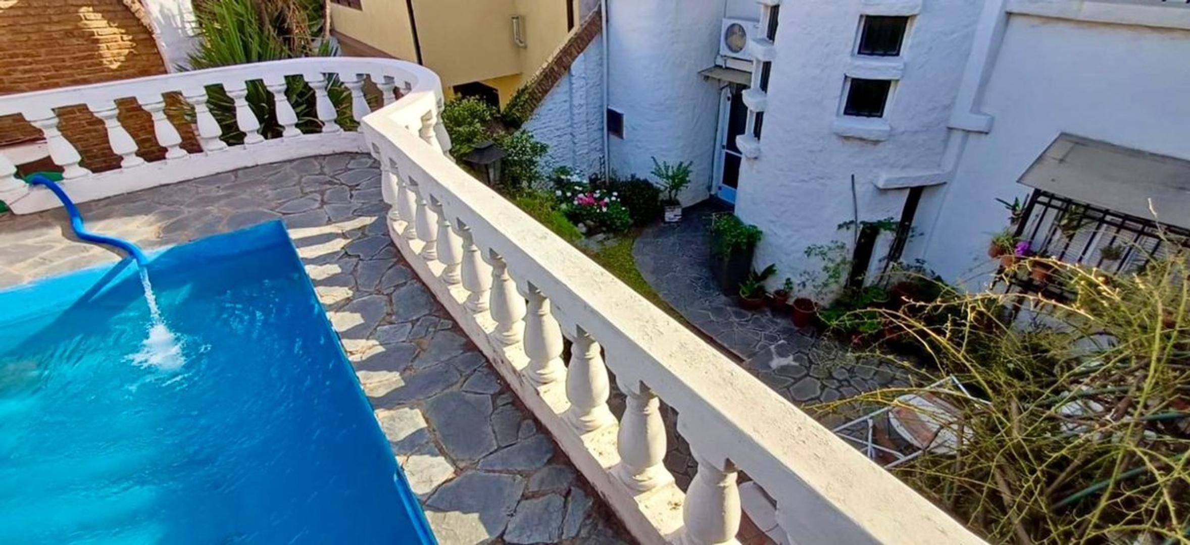 Venta Casa en Ciudadela 3 amb con parque y pileta