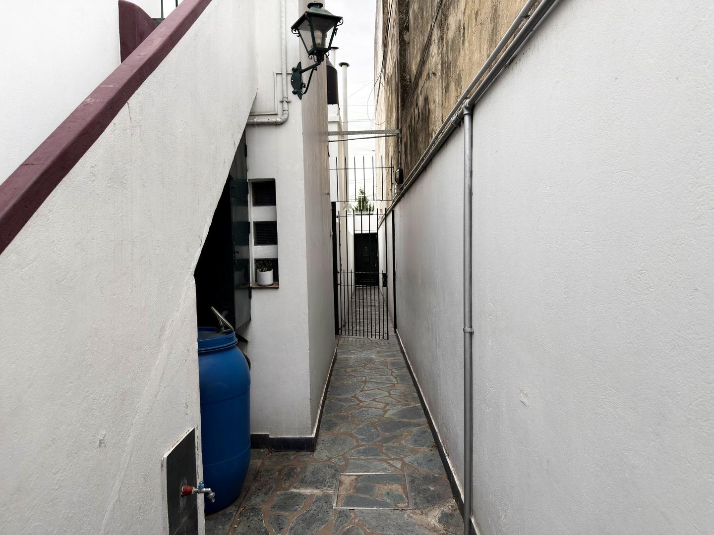 Depto Tipo Casa en Venta de 4 ambientes