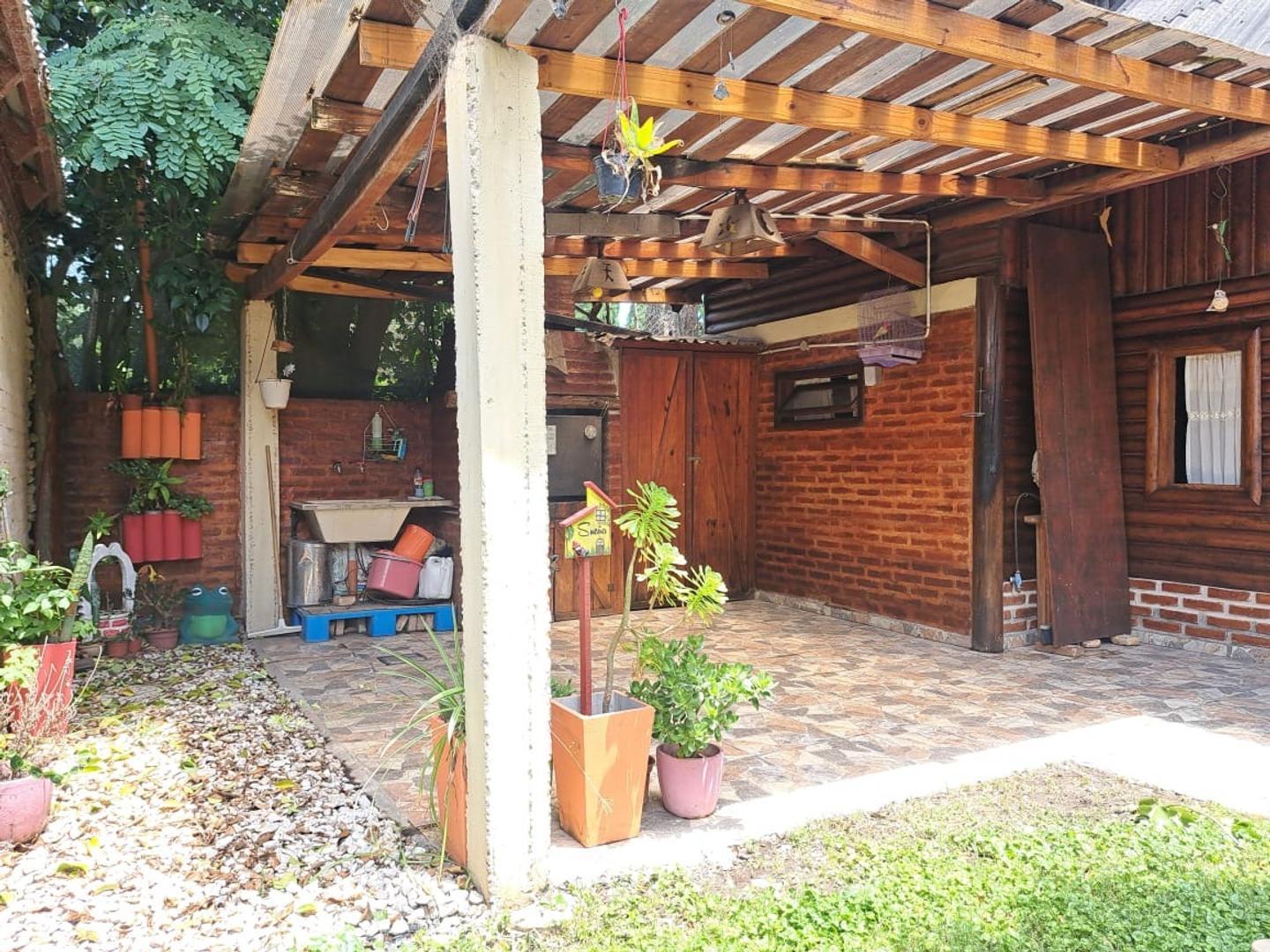 Casa 3 ambientes con 2 baños