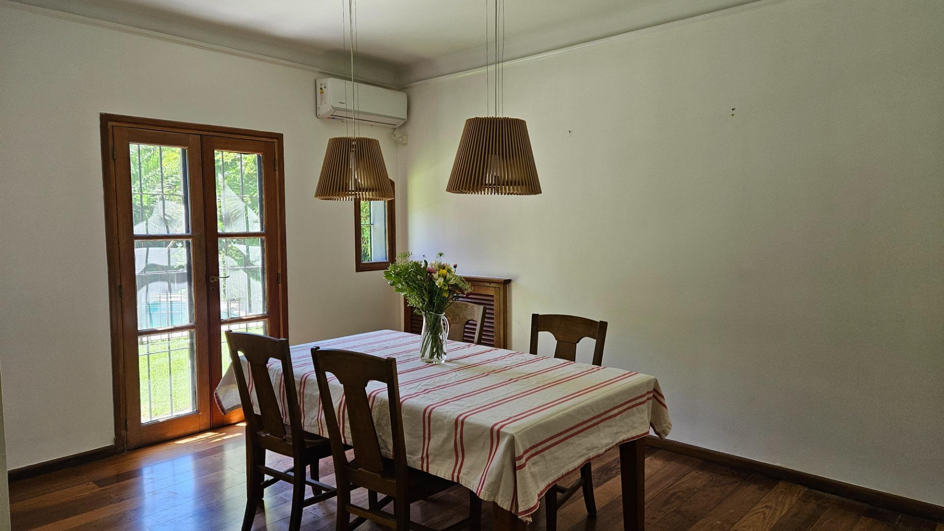 Casa en Alquiler 25 años