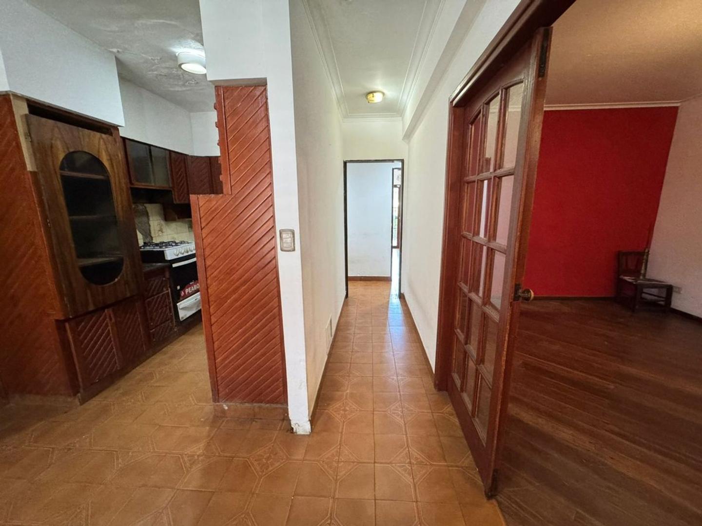 VTA CASA 4 AMB/AMPLIO TERRENO/COCHERA/R. ESCALADA