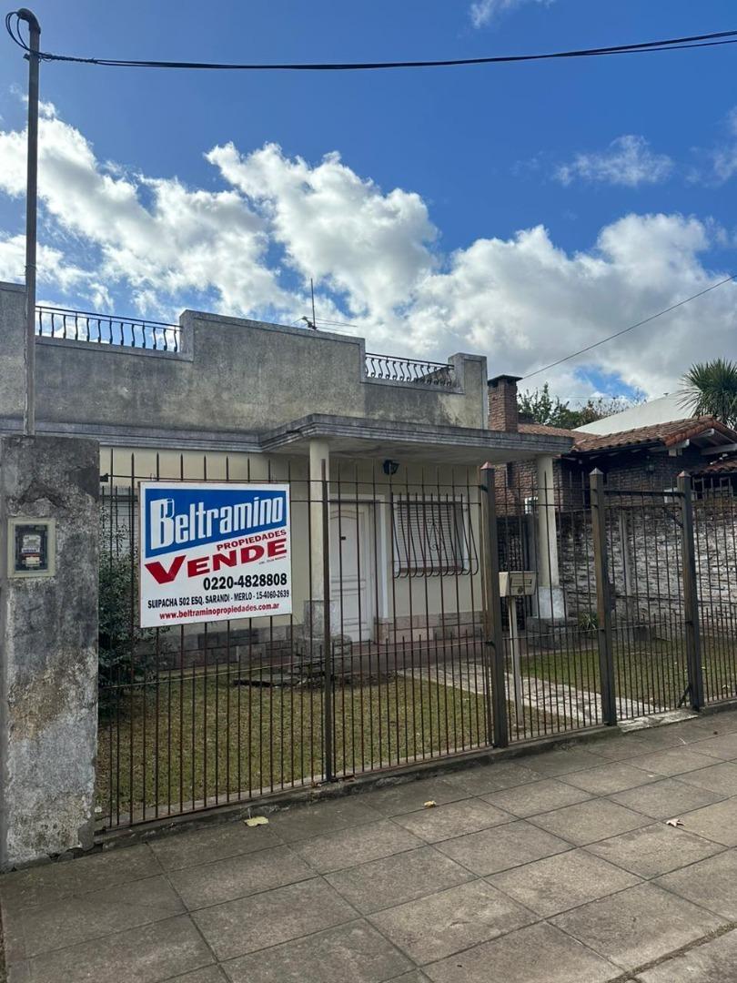VENTA CASA A REFACCIONAR 2 DORMITORIOS PADUA MERLO