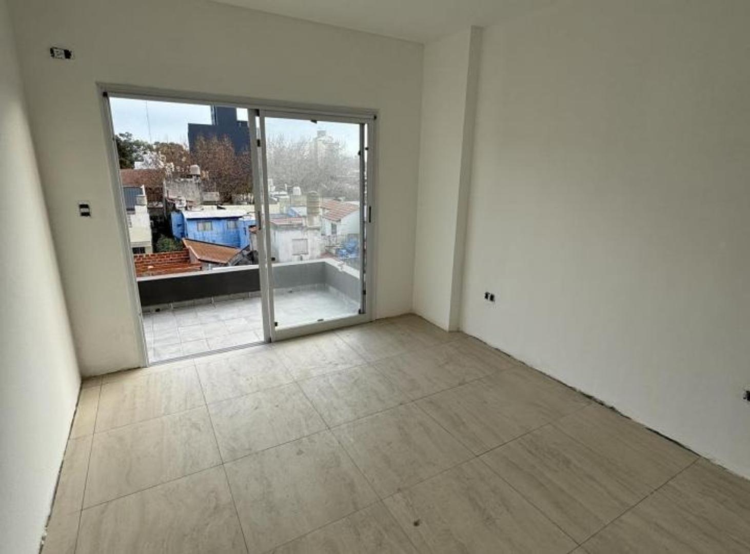 Departamento en Venta en Santos Lugares, USD 52.000