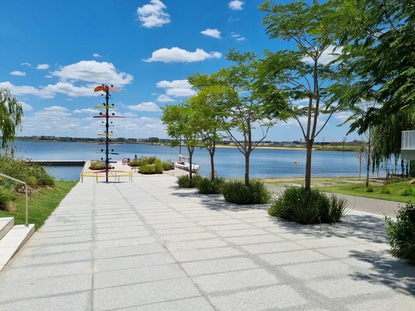 Casa en Venta al Este