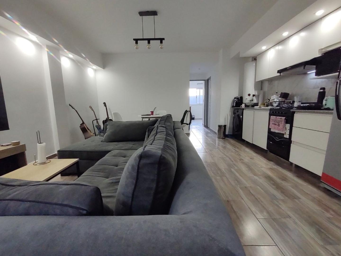 Departamento en VENTA 3 ambientes, Tres de Febrero