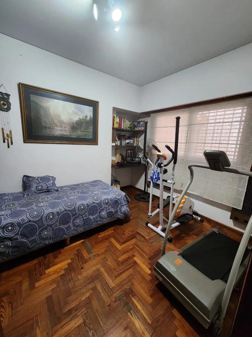 CASA EN VENTA SOREDA 6200 WILDE CENTRO A MTS DE LAS FLORES