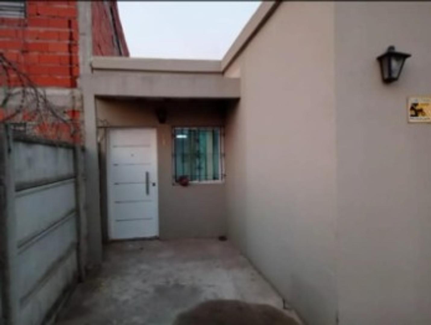 Casa en Venta en Francisco Alvarez, USD 43.000