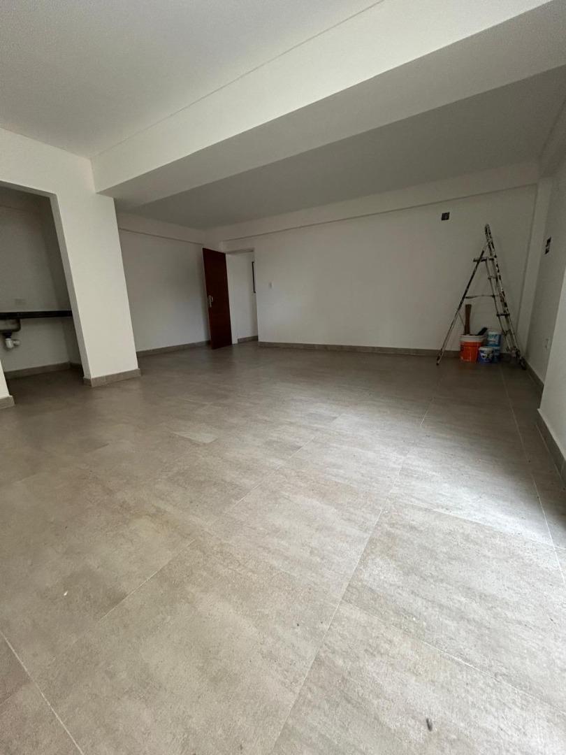 Venta de Oficina o Local Comercial Planta Baja