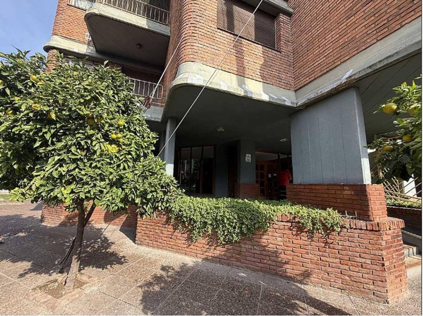 Intendente Grant 12 , Piso 6