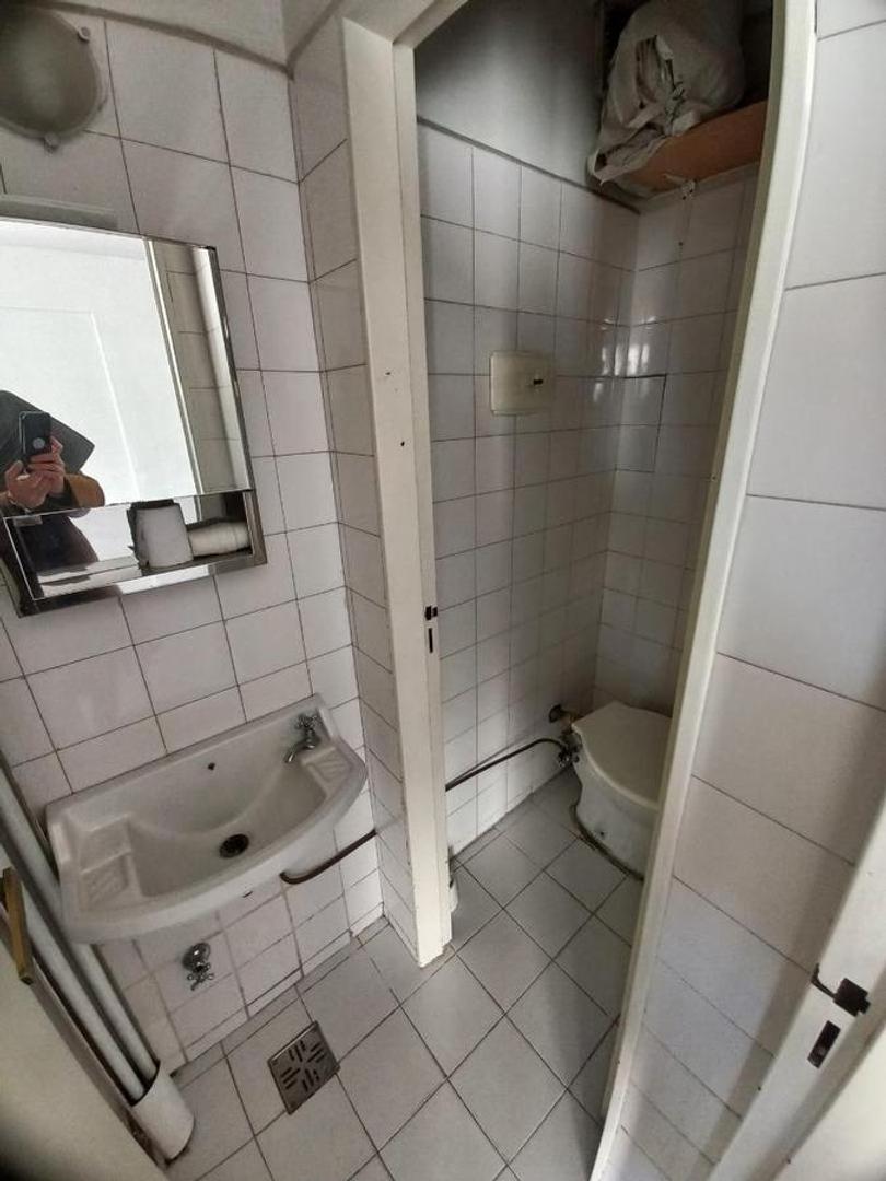 ALQUILER OFICINA 1 AMBIENTE .AV PUEYRREDON AL 400