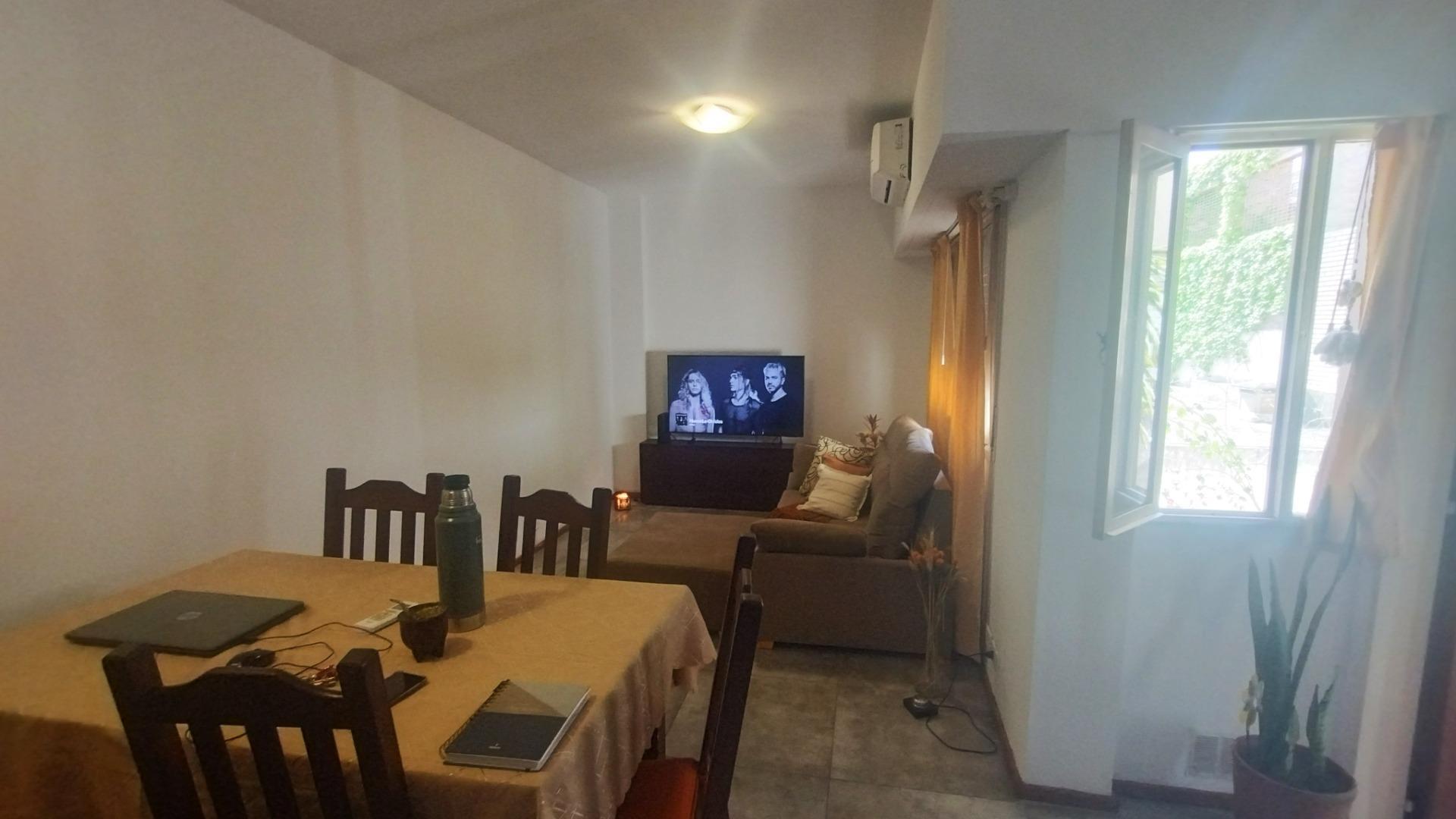 Departamento 2 dormitorios Pueyrredón 1600