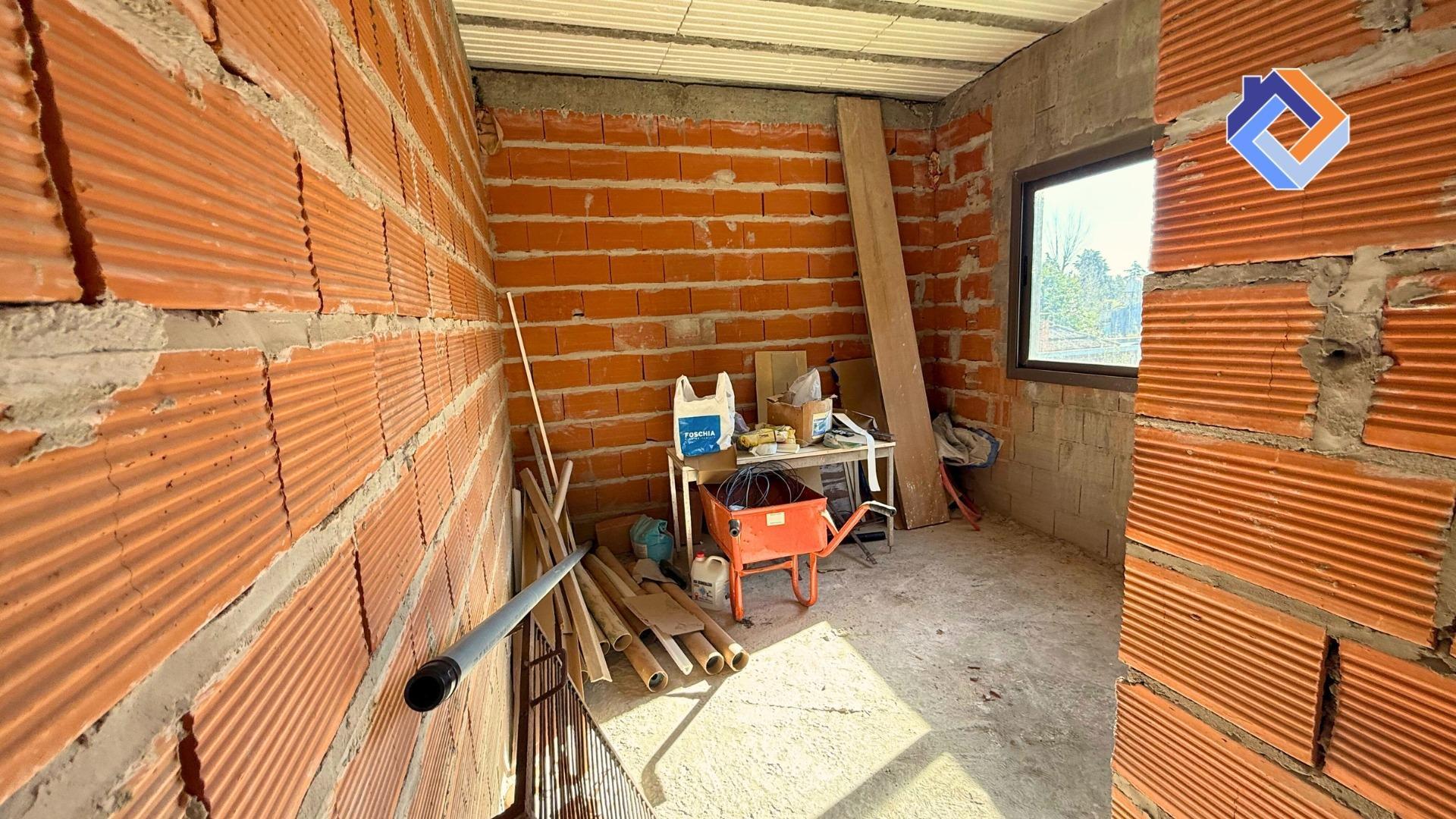 CASA EN VENTA EN EL BARRIO LOS PIONEROS - APTA CREDITO