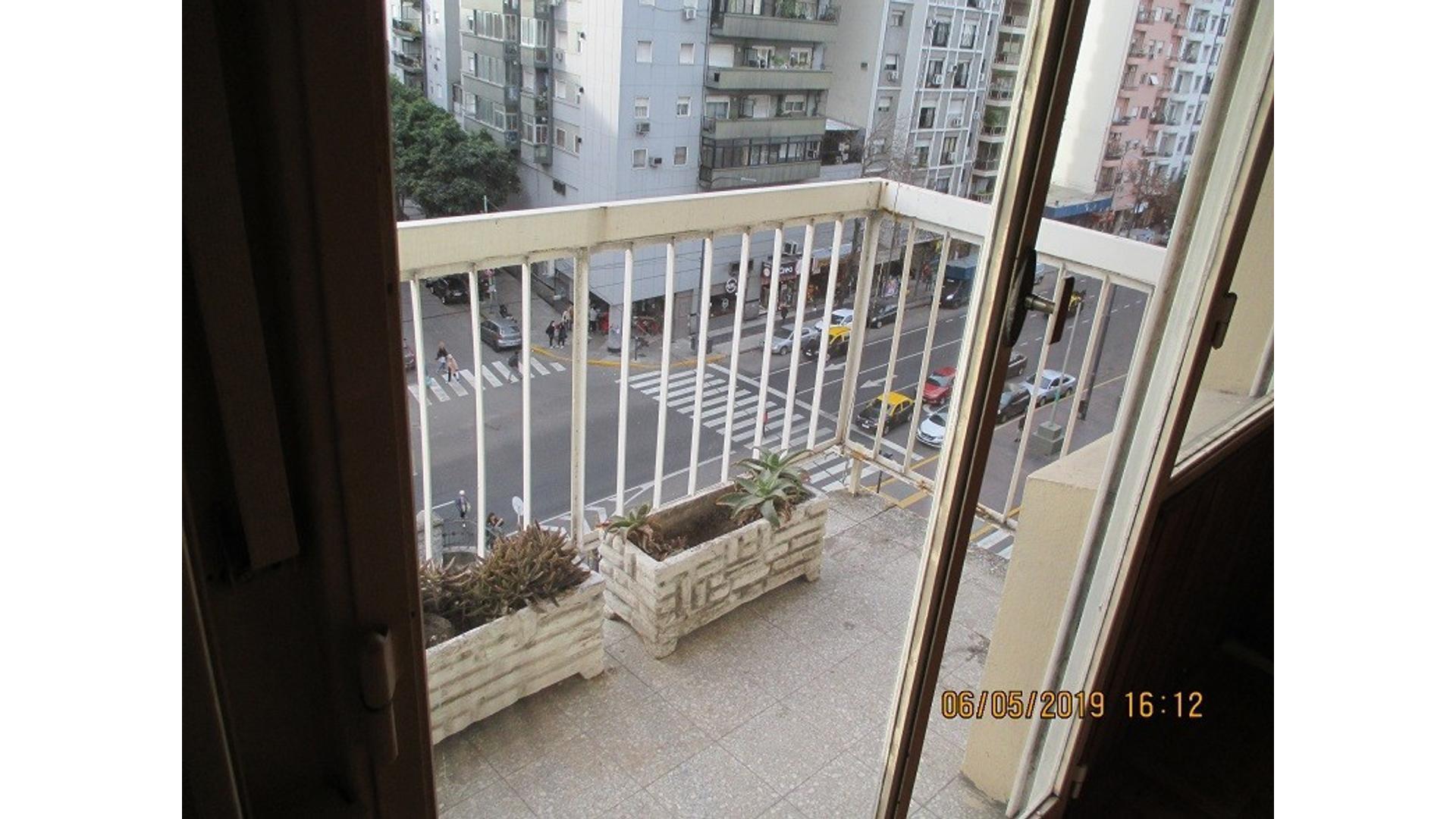 Cachimayo 11 , Piso 6