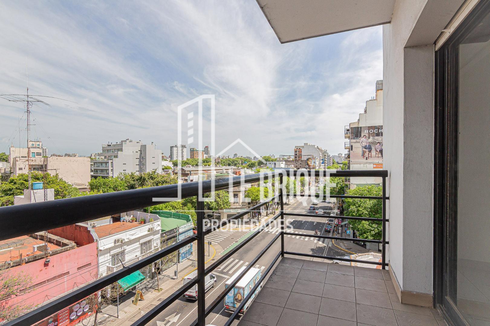 Av Cordoba 4800, Piso 5