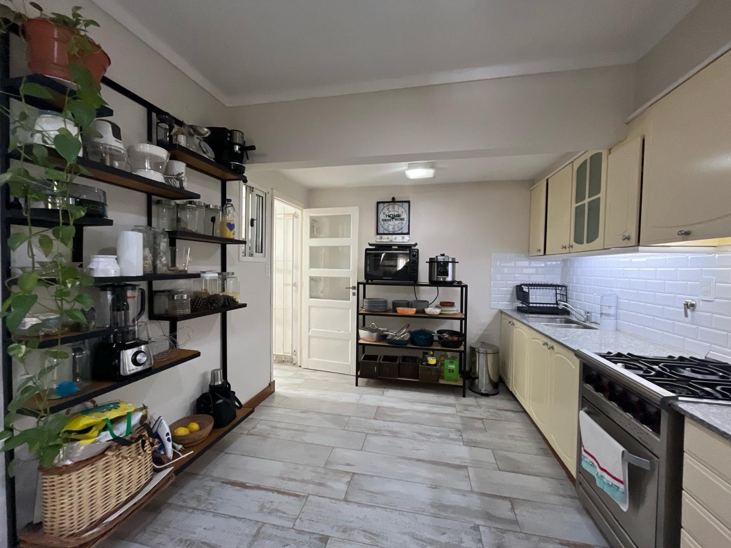 Depto Tipo Casa en Venta 40 años