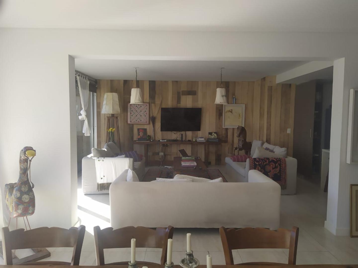 Departamento en Venta con 2 cocheras