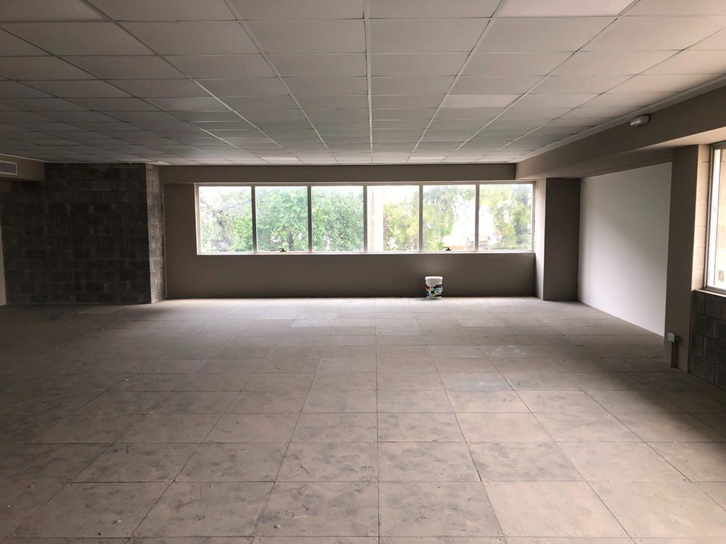 Valentin Gomez 151 , Piso 1