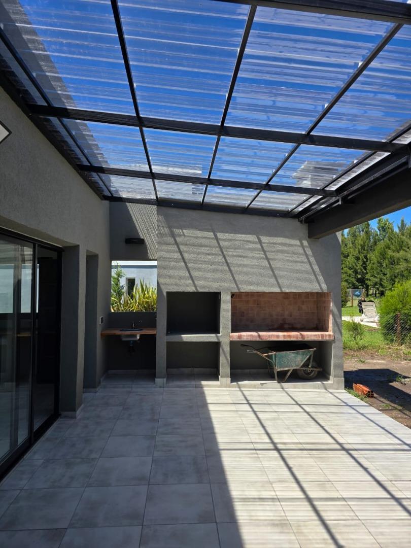 Venta Casa 5 ambt. Bo. Lagos de San Eliseo