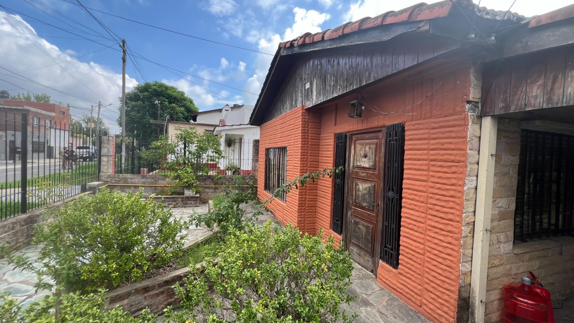 Venta casa 3 ambientes en Derqui lote 600 mts con pileta