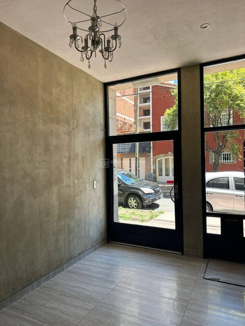 Gral.  Hornos 2700, Piso 5