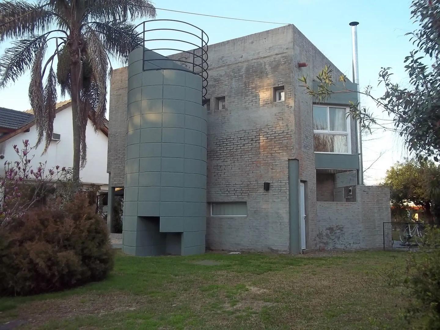 Hermosa casa con pileta!