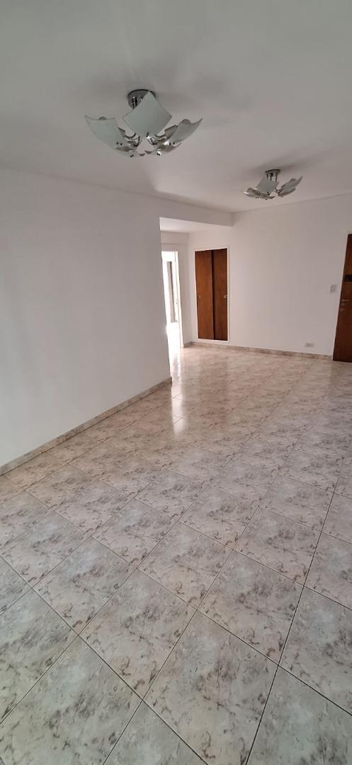 Departamento en Alquiler en Centro, $ 890.000