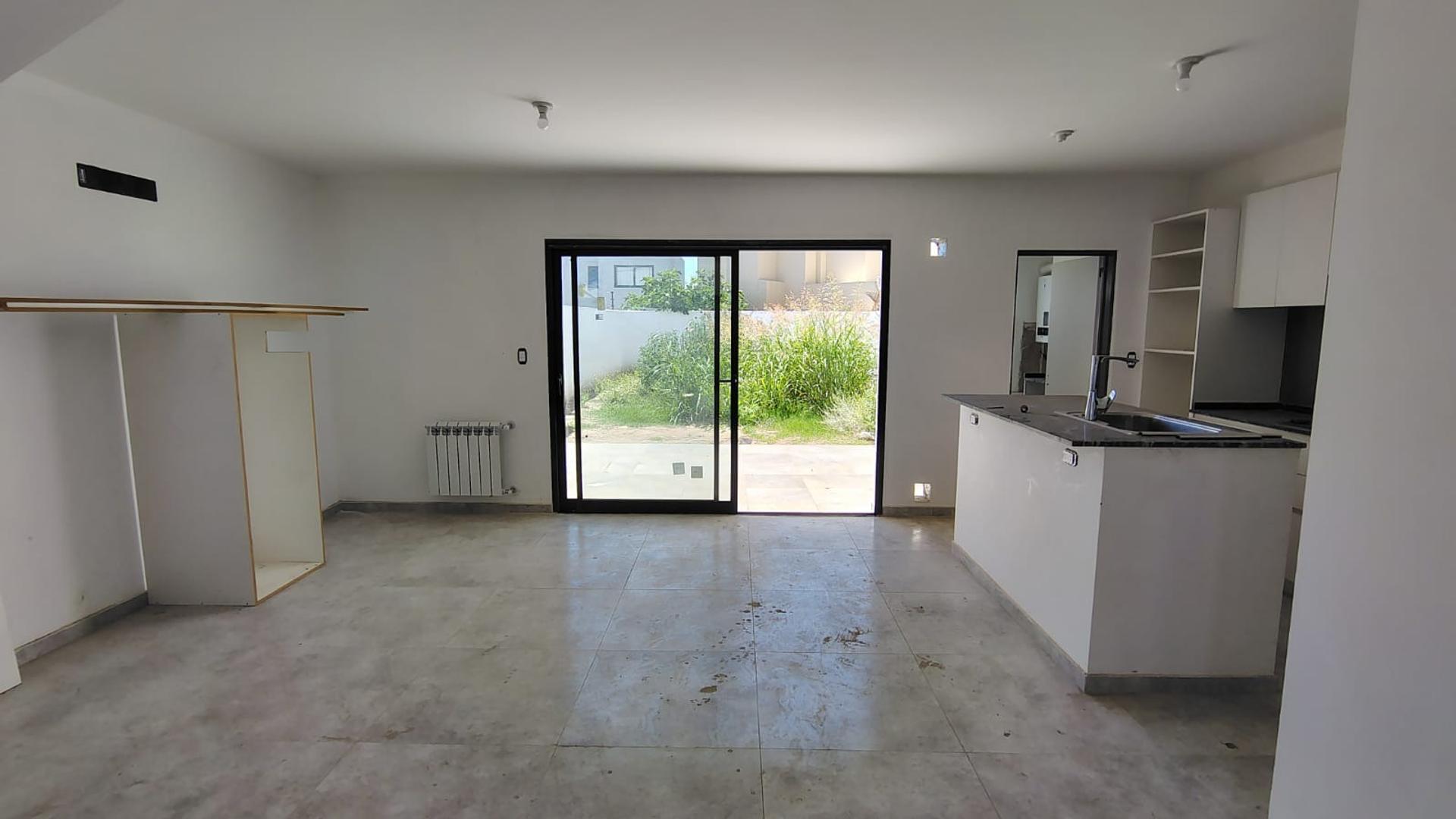 VENTA DUPLEX A ESTRENAR EN DOCTA 3 DORMITORIOS