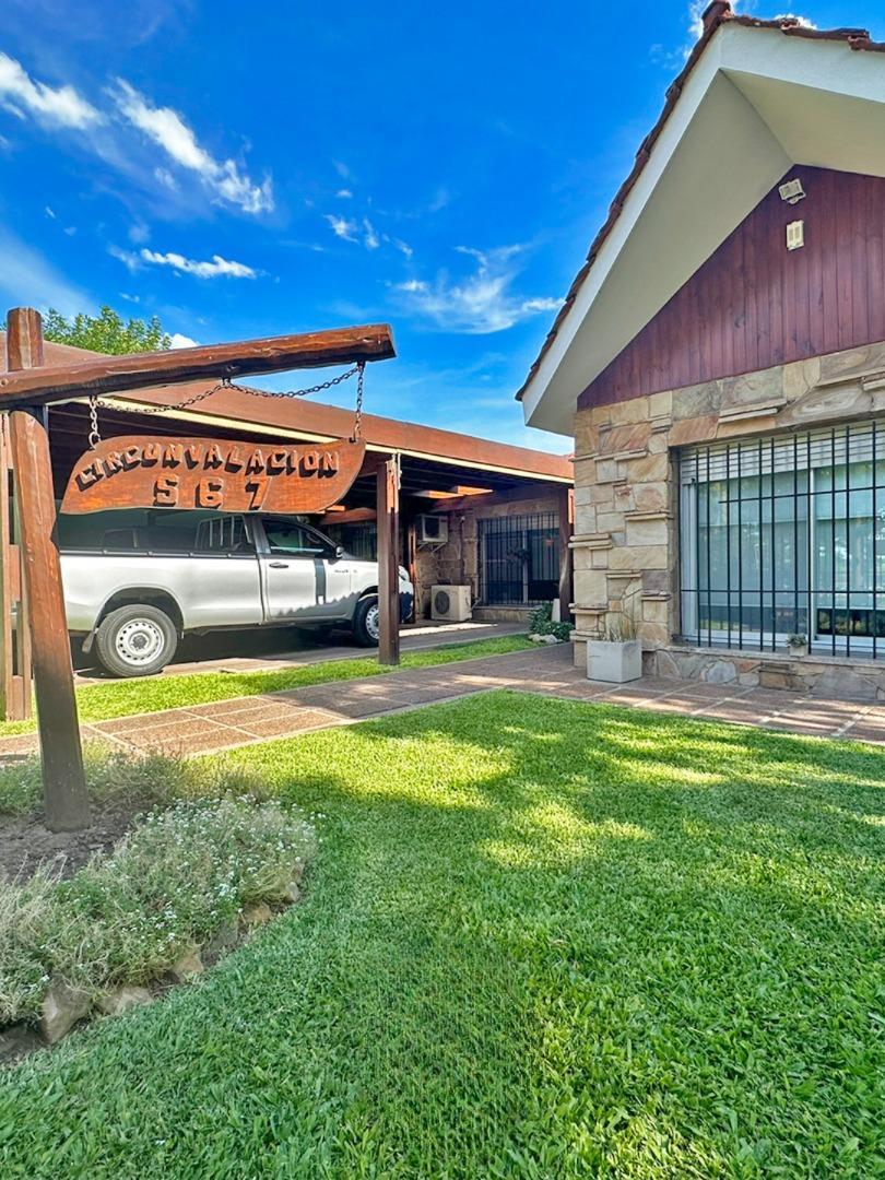 Casa en Venta en Alberdi, USD 300.000