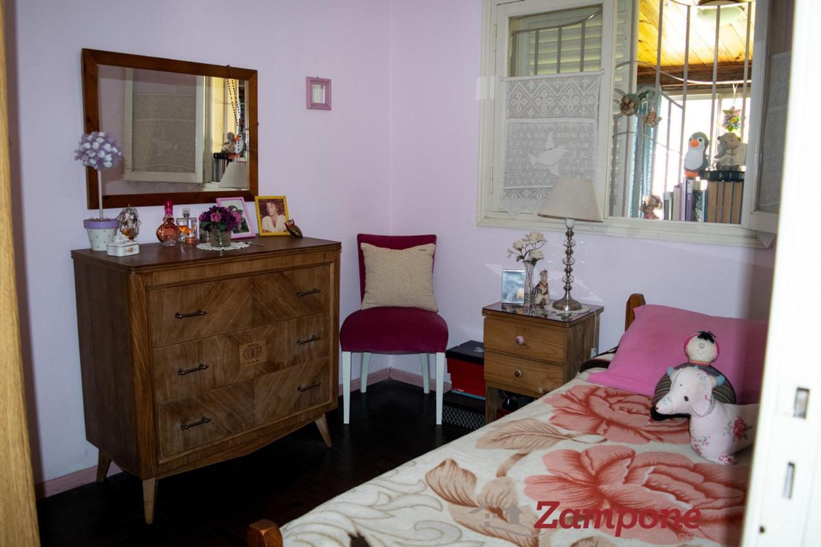 Casa Venta 3 ambientes Planta Baja jardin