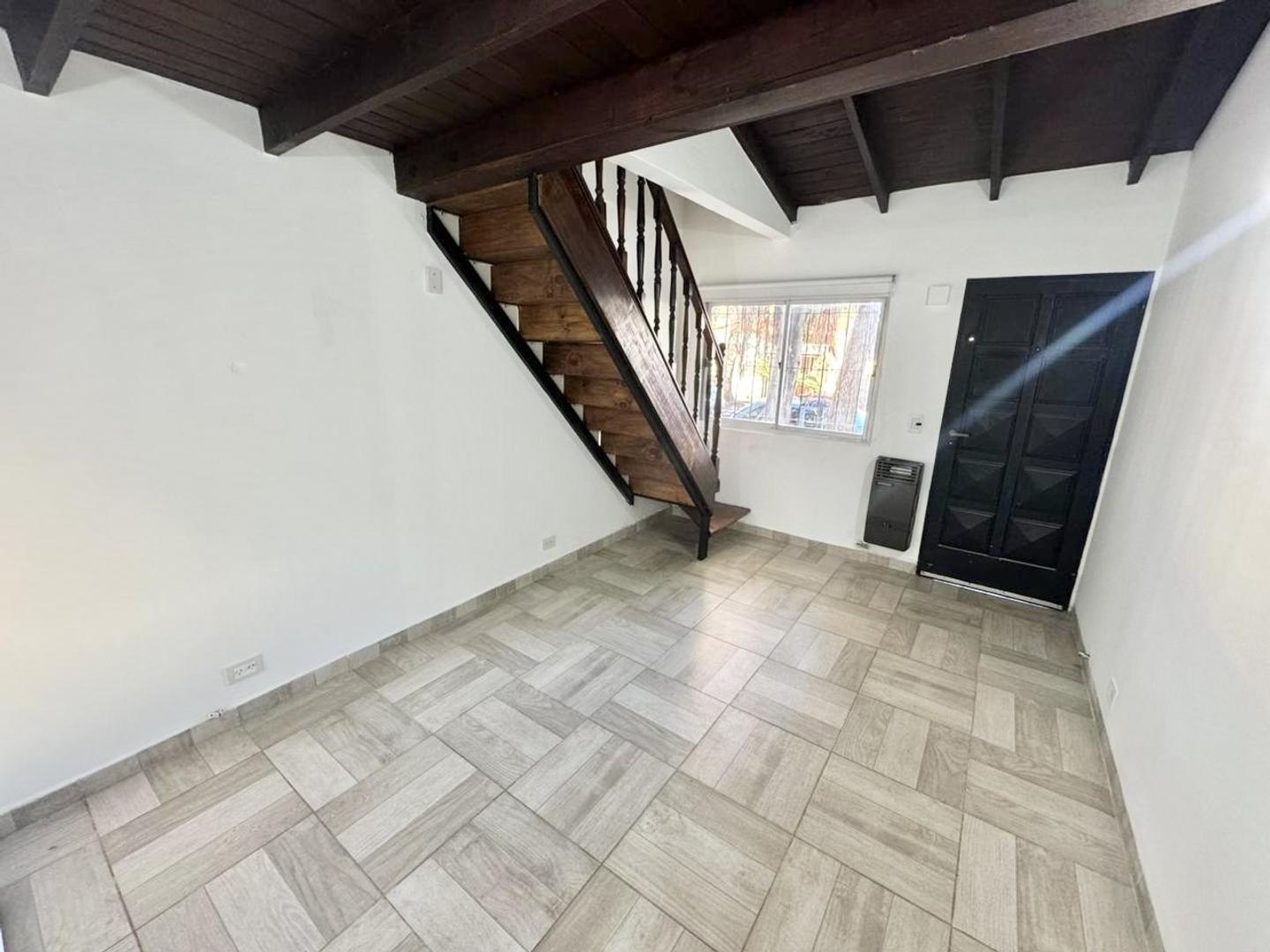 Casa en Venta en Castelar Sur, USD 50.000