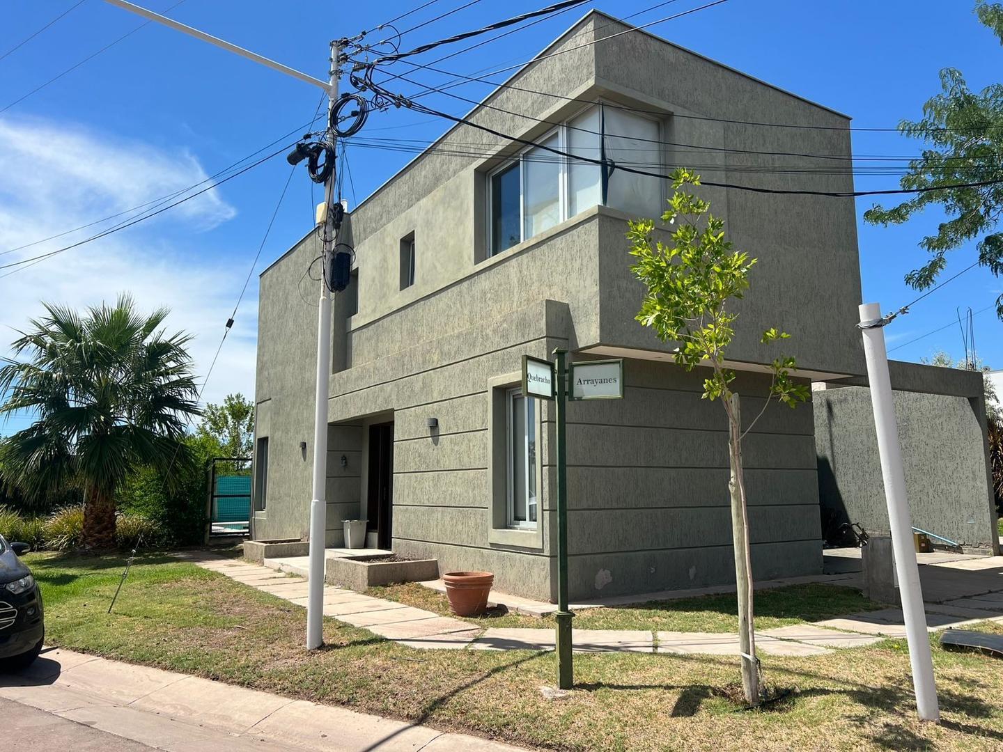 Venta de hermosa casa en Barrio Rincon de Drummond