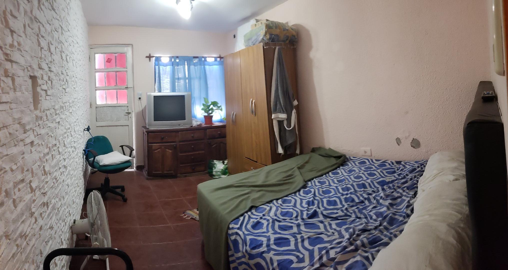 Depto Tipo Casa 2 ambientes con 1 baño