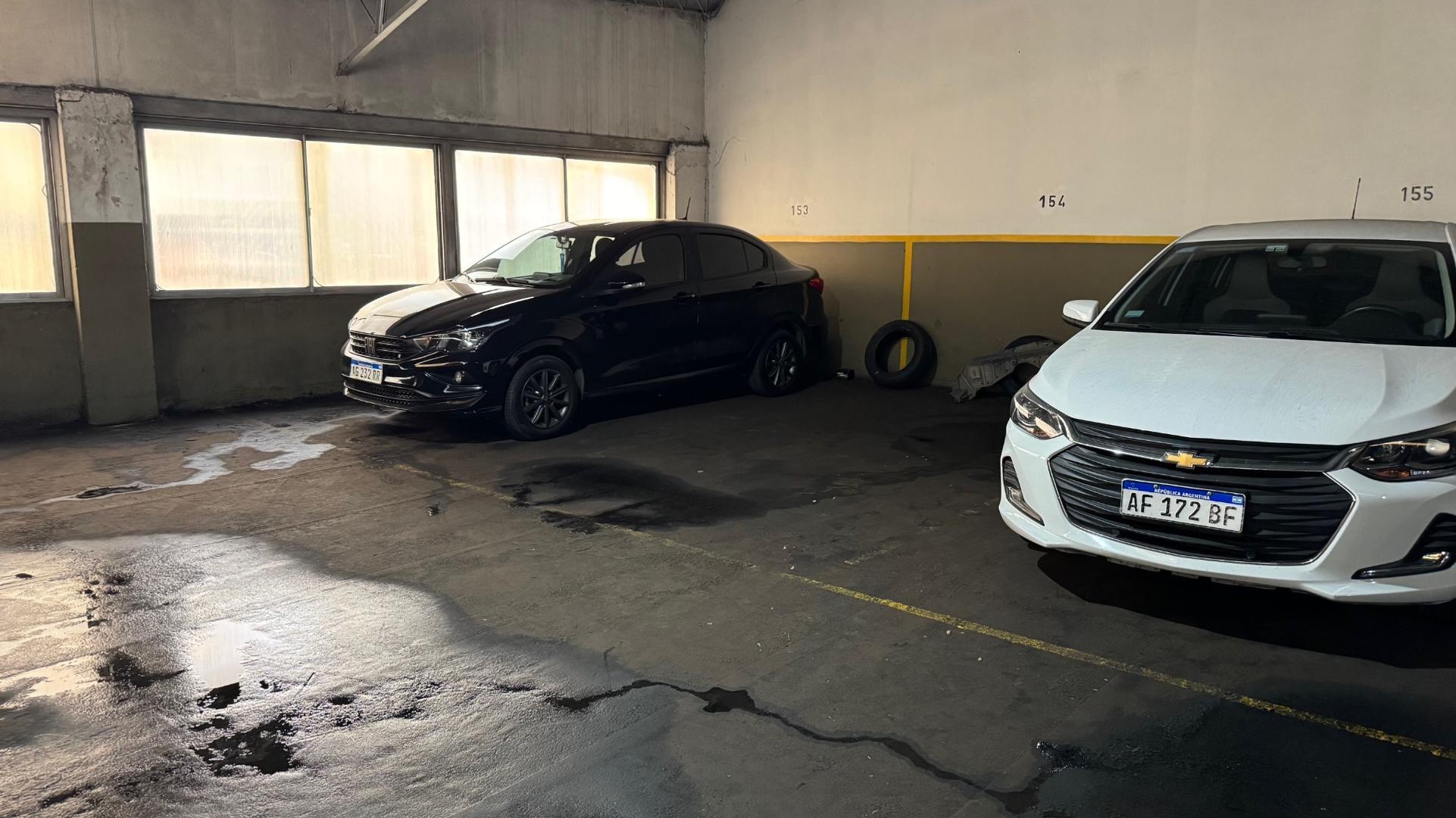 Tres Cocheras en Venta en Palermo