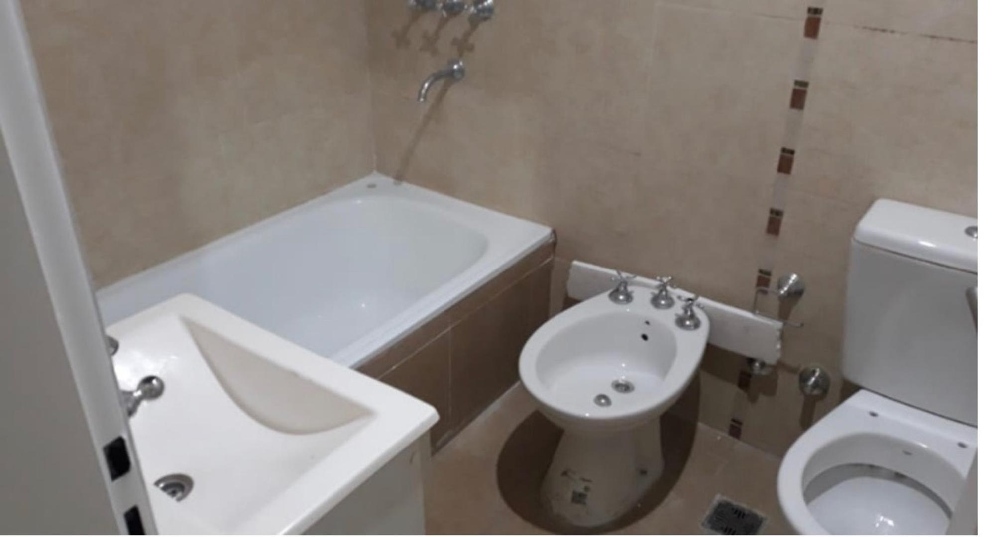 Departamento en Venta en Lanus Oeste, USD 110.000